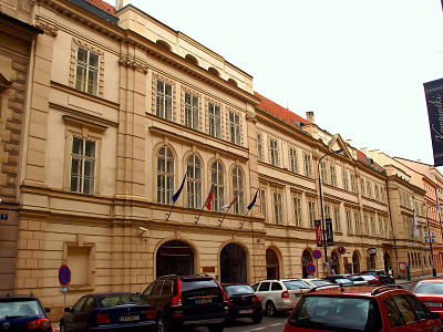 Lidový dům in der Hybernská-Straße