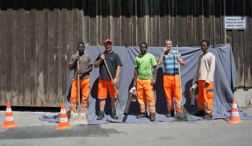 Neue Heimat: Bauarbeiter aus Mali, dem Kosovo und Eritrea
