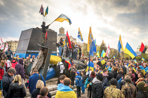 Feiern in Gelb und Blau: Kramatorsk im Mai 2015