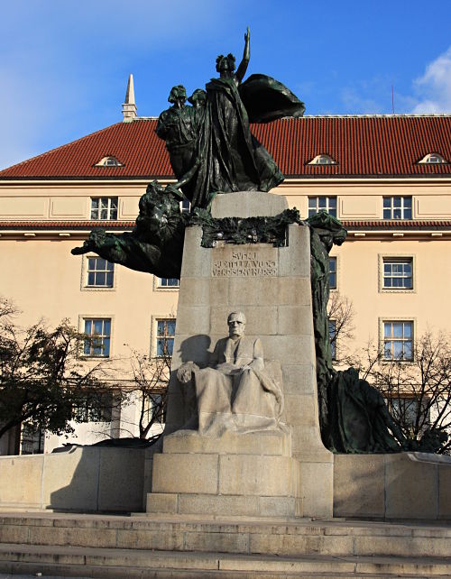 32-Palacký-Denkmal von Sucharda-19_opt
