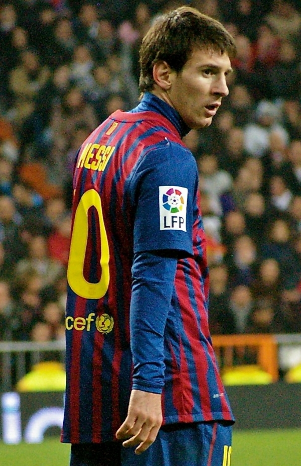 Lionel_Messi_at_Bernabeu_0112